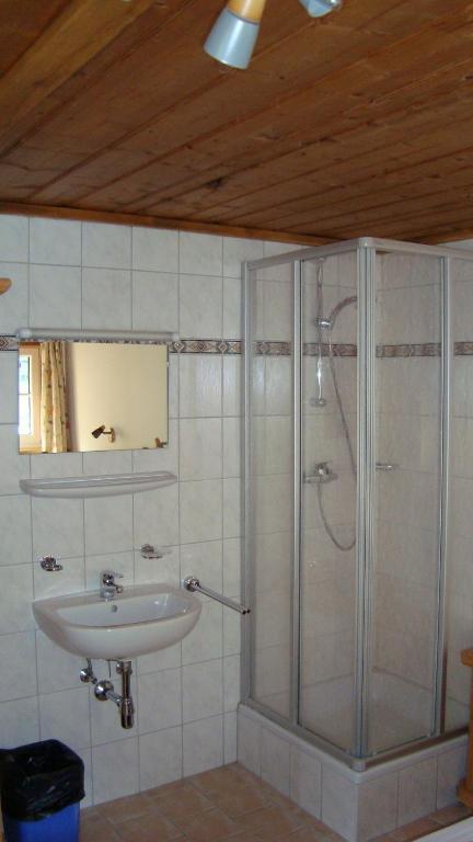 Gasthaus Falbesoner Apartment Gschnitz Екстериор снимка