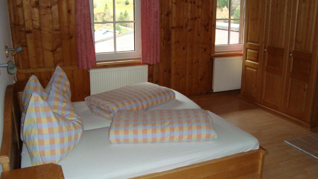 Gasthaus Falbesoner Apartment Gschnitz Стая снимка